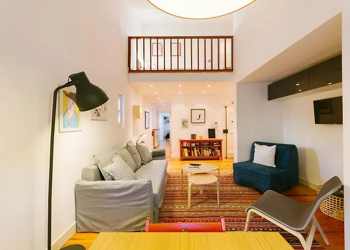 Not Guilty Duplex At Bairro Alto * Лиссабон